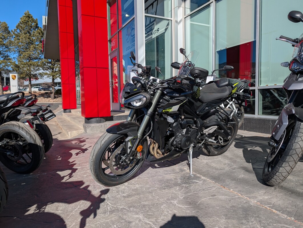 2025 Triumph Street Triple 765 RS