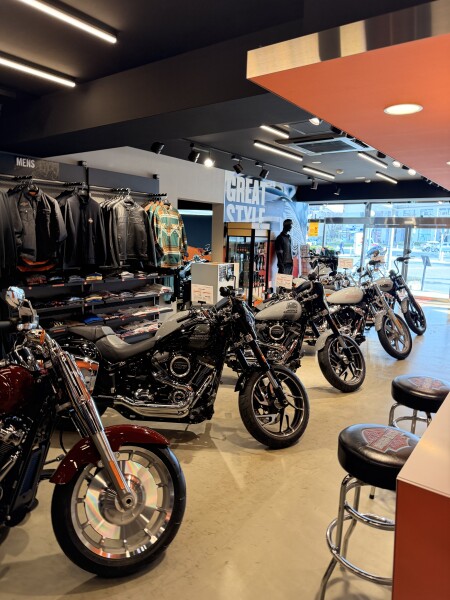 店舗紹介】 | ハーレーダビッドソン大阪/Harley-Davidson® Osaka
