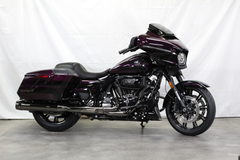 FLHXSE 2025 CVO™ Street Glide™
