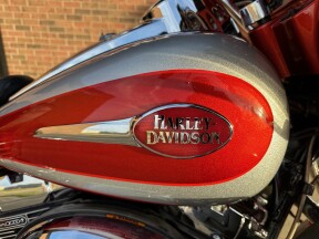 2008 Harley-Davidson Screamin’ Eagle Ultra Classic Electra Glide FLHTCUSE3 thumb 3