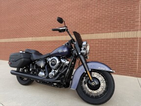 2026 Harley-Davidson® Heritage Classic Purple Abyss Black Laced Wheels thumb 2