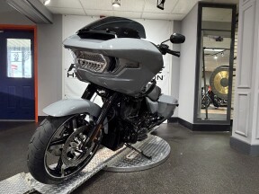 FLTRX 2026 Road Glide® thumb 1