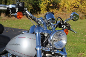 FXSTD 2000 Softail Deuce thumb 2