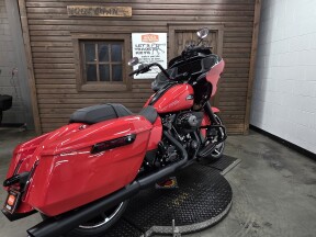 2026 Harley-Davidson® Road Glide® BLOOD ORANGE thumb 3