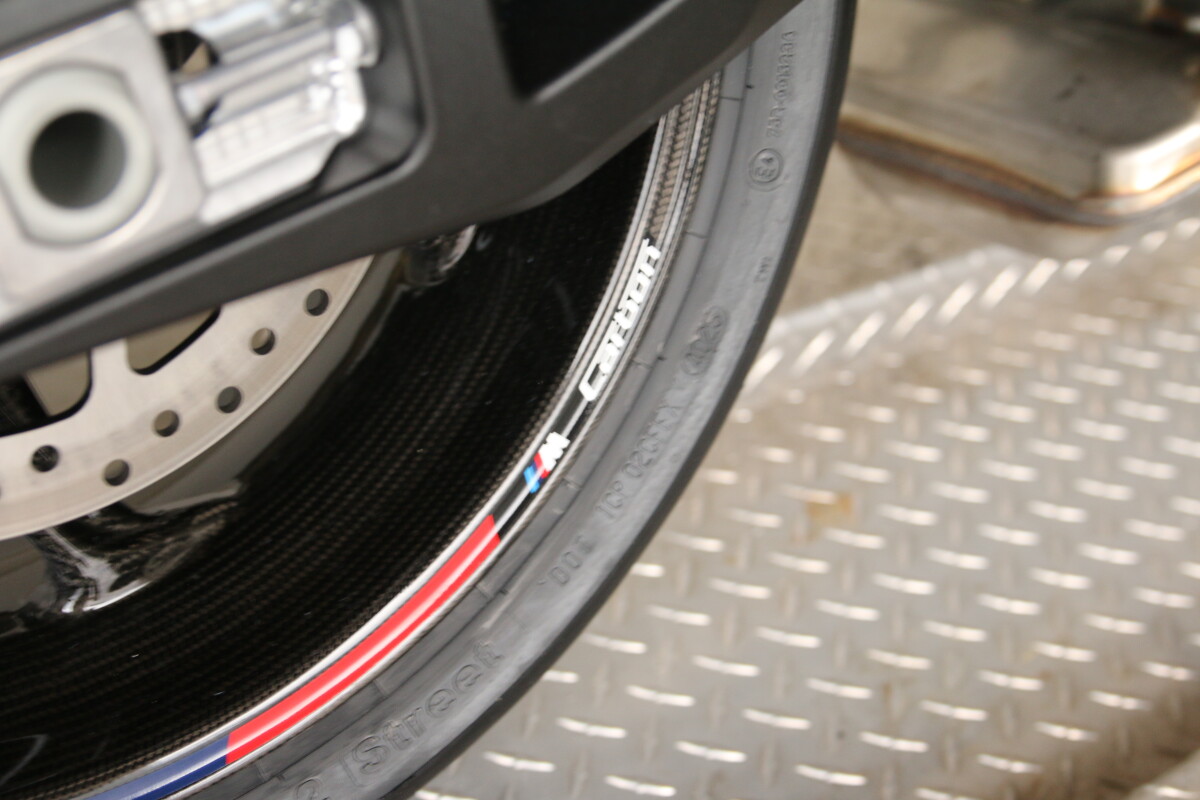 On Sale 2026 BMW M 1000 XR, photo 18