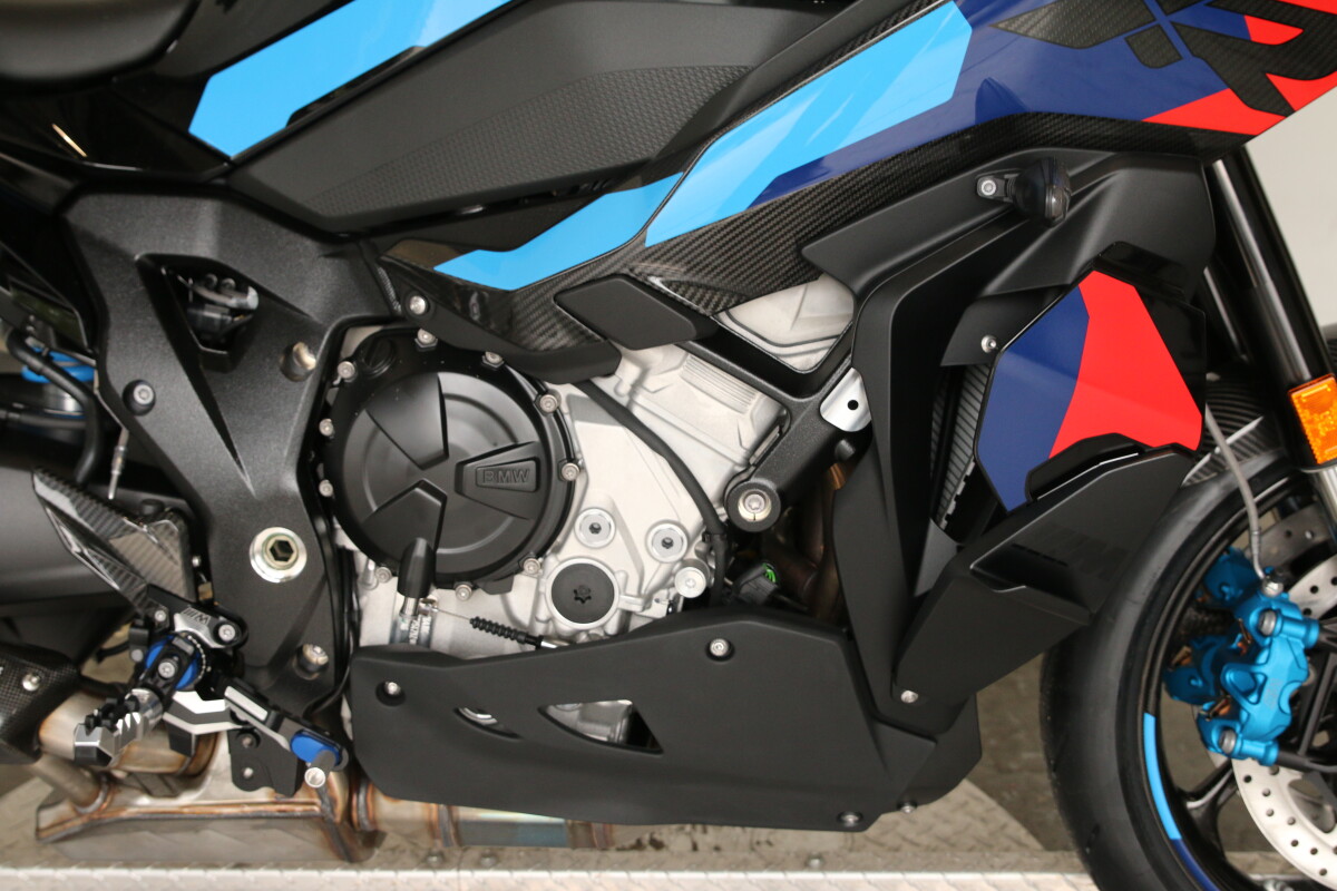 On Sale 2026 BMW M 1000 XR, photo 12