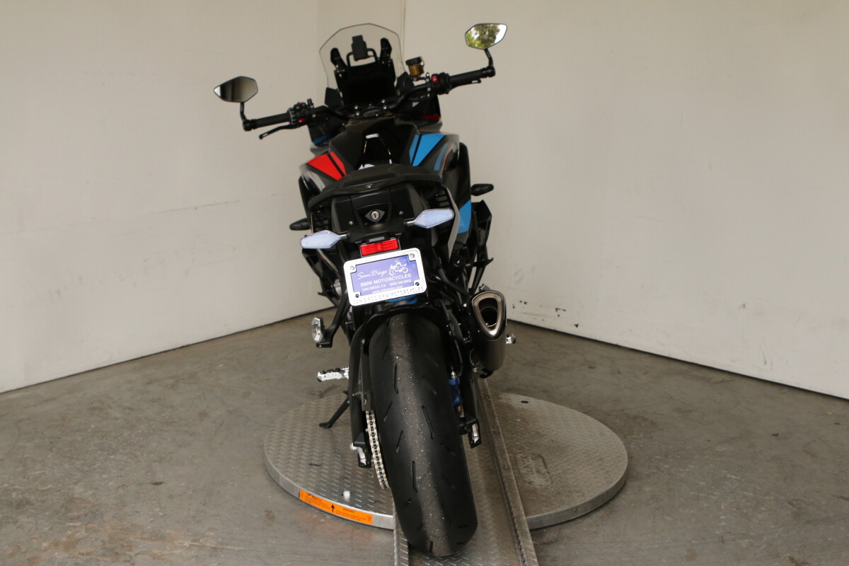 On Sale 2026 BMW M 1000 XR, photo 3