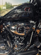 2026 Harley-Davidson® Street Glide® MIDNIGHT EMBER thumb 2