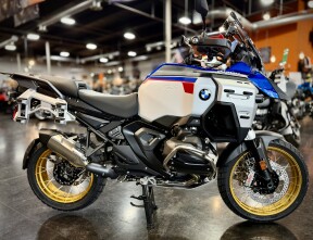 2026 BMW Motorrad R 1300 GS Adventure Racing Blue Metallic thumb 3