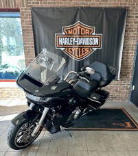 2026 Harley-Davidson® Road Glide Limited FLTRXL Vivid Black Chrome Trim thumb 1