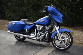FLHX 2026 Street Glide® thumb 3