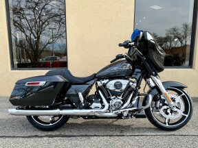 2026 Harley-Davidson® Street Glide® LIBERTY EDITION thumb 3