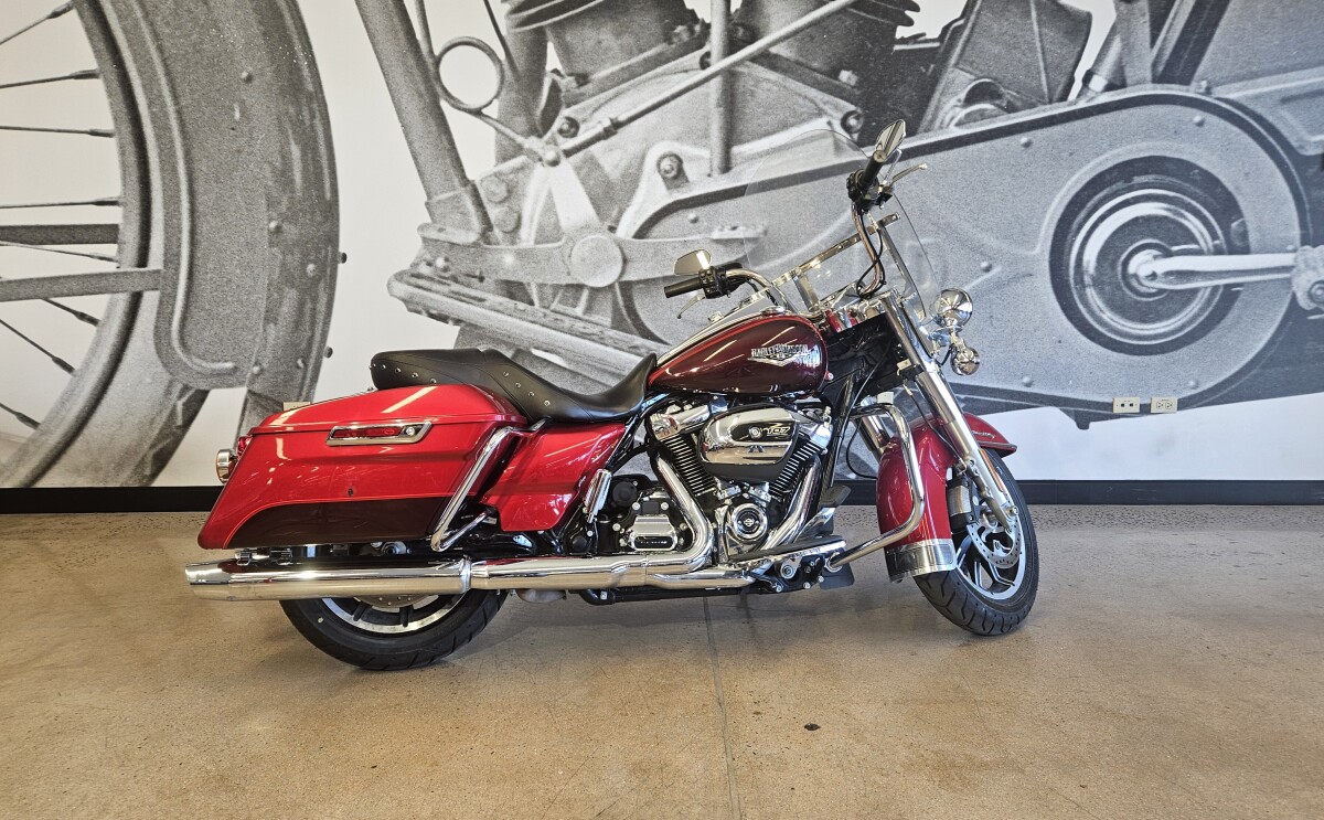 2019 Road King™ FLHR