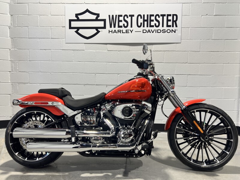 2026 Harley-Davidson® Breakout® Blood Orange Chrome Trim FXBR