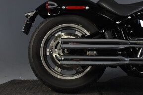2024 Harley-Davidson® Softail® Standard FXST thumb 1