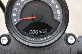 2025 Harley-Davidson® Street Bob® FXBB thumb 3
