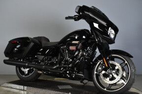 2024 Harley-Davidson® Street Glide® FLHX thumb 2