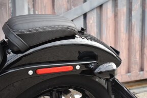 2025 Harley-Davidson® Street Bob® FXBB thumb 0