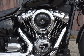 2025 Harley-Davidson® Street Bob® FXBB thumb 2