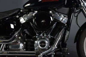 2024 Harley-Davidson® Softail® Standard FXST thumb 3