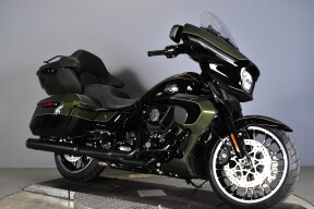 2026 Harley-Davidson® Street Glide Limited FLHXL thumb 2