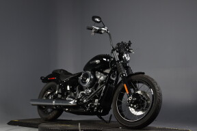 2025 Harley-Davidson® Street Bob® FXBB thumb 0