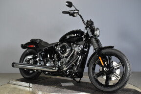 2026 Harley-Davidson® Street Bob® FXBB thumb 2