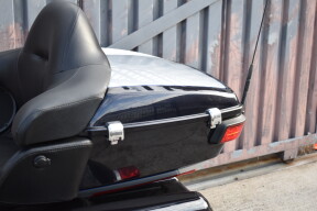 2019 Harley-Davidson® Tri Glide® Ultra FLHTCUTG thumb 0