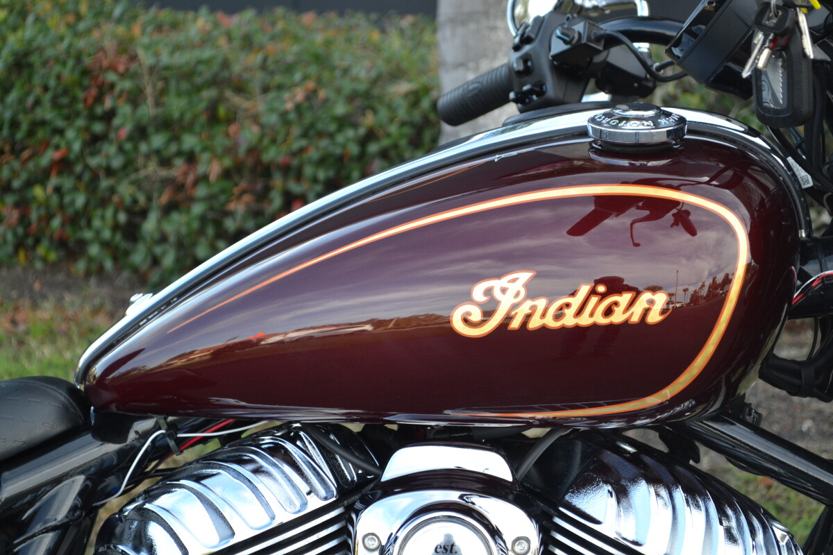 2022 Indian Motorcycle Super Chief® Maroon Metallic, photo 2