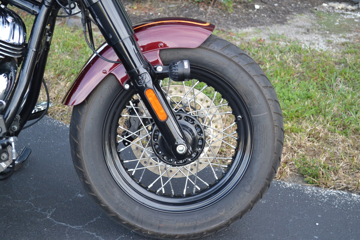2022 Indian Motorcycle Super Chief® Maroon Metallic, photo 4
