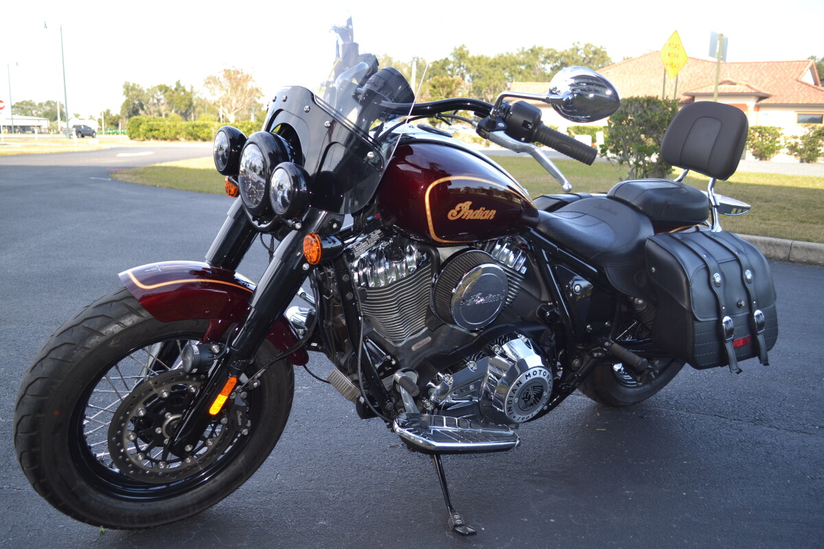 2022 Indian Motorcycle Super Chief® Maroon Metallic, photo 8
