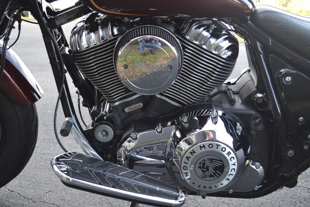 2022 Indian Motorcycle Super Chief® Maroon Metallic, photo 10