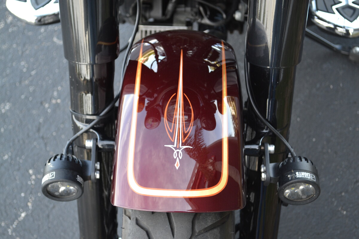2022 Indian Motorcycle Super Chief® Maroon Metallic, photo 6