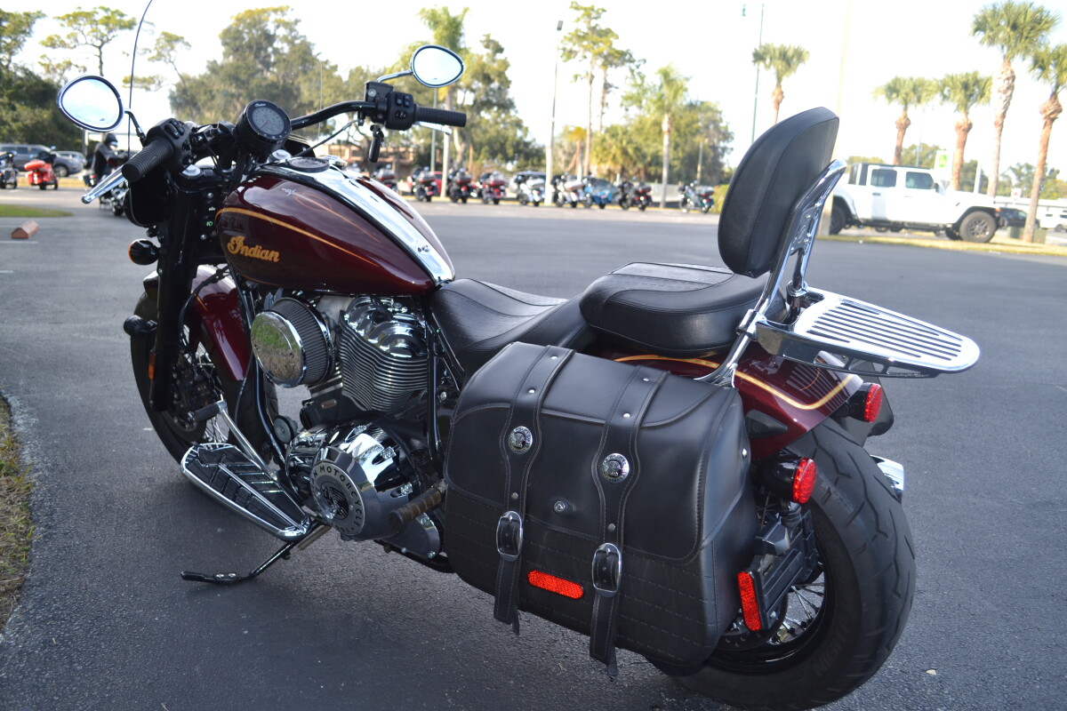 2022 Indian Motorcycle Super Chief® Maroon Metallic, photo 14