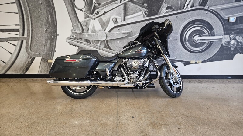 FLHX 2025 Street Glide™