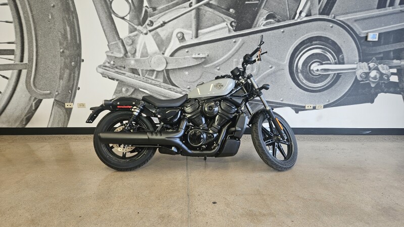 2025 Nightster™ RH975