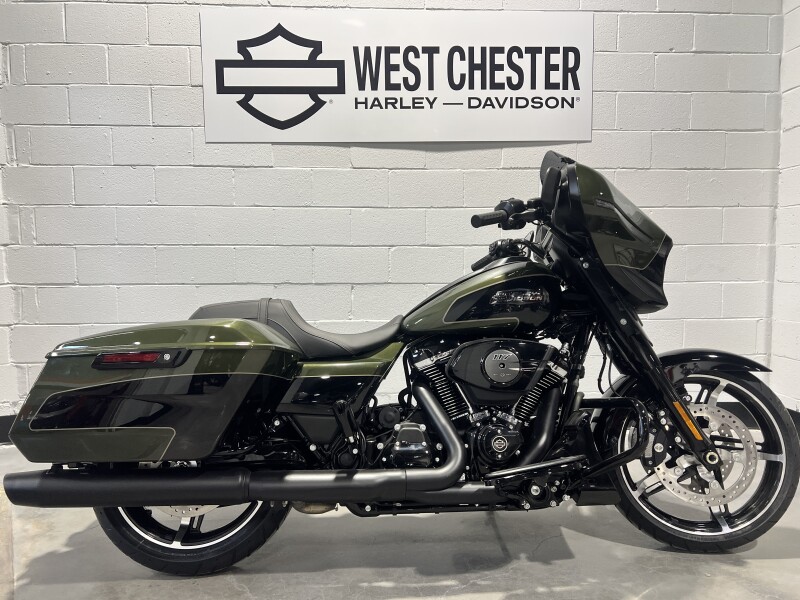2026 Harley-Davidson® Street Glide® Olive Steel Metallic / Vivid Black FLHX