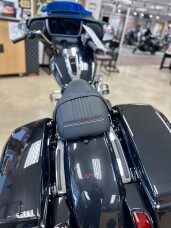 2026 Harley-Davidson® Street Glide® Midnight Ember Chrome Trim thumb 1