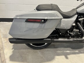 2026 Harley-Davidson® Street Glide® Dark Billiard Gray Black Trim FLHX thumb 0