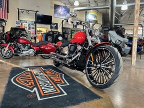 2026 Harley-Davidson® Breakout® thumb 3