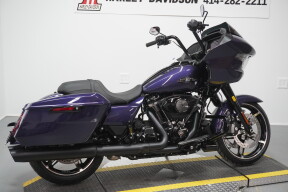 2026 Harley-Davidson® Road Glide® Purple Abyss Black Trim thumb 3