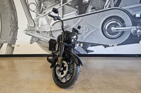 2025 Road King™ Special FLHRXS thumb 1