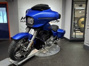 2026 Harley-Davidson® Street Glide® FLHX thumb 1