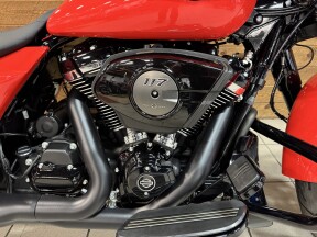 2026 Harley-Davidson® Street Glide® Blood Orange Black Trim FLHX thumb 2