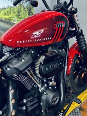 2022 Harley-Davidson® Street Bob® 114 REDLINE RED thumb 3