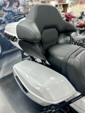 2026 Harley-Davidson® Street Glide Limited White Onyx Pearl Black Trim thumb 1