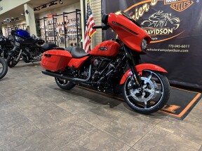 2026 Harley-Davidson® Street Glide® Blood Orange Black Trim thumb 3