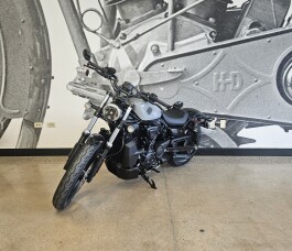 2025 Nightster™ RH975 thumb 0