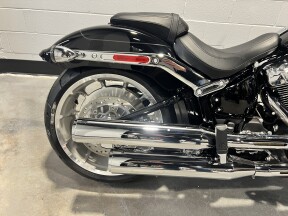 2026 Harley-Davidson® Fat Boy® Vivid Black Chrome Trim FLFB thumb 0