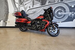 FLHXU 2025 Street Glide™ Ultra thumb 3
